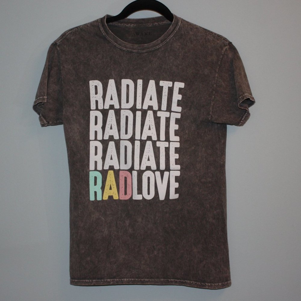 Awake/ Radiate Gray Graphic T-Shirt (Small)